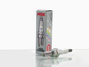 Spark plug Ferrari 355